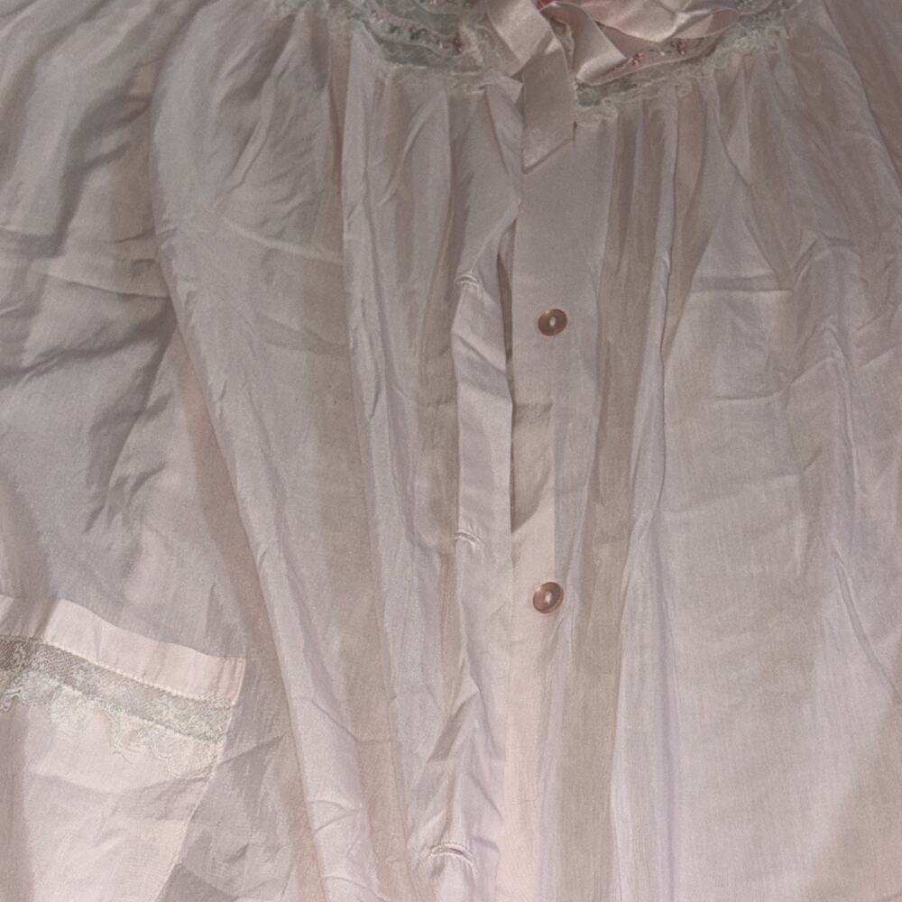 Vintage Unique Barbizon Peignoir Nightgown Robe Set Lace Embroidered Pink SZ M - Picture 9 of 11